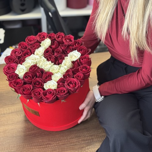 Kişiye Özel Harf Gül Kutusu