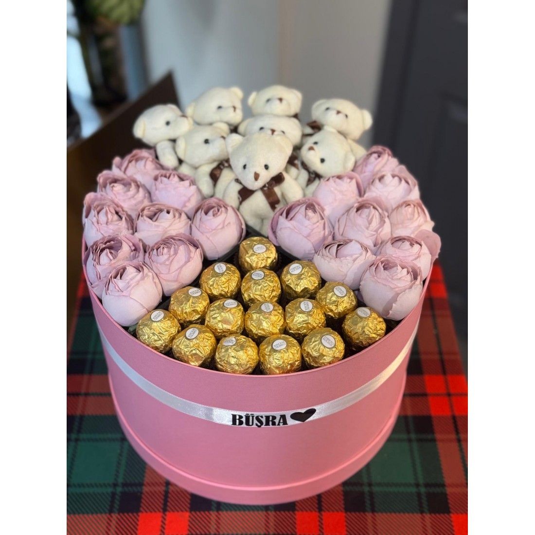 Kişiye Özel Kadınlar Günü Hediyesi P4Ş