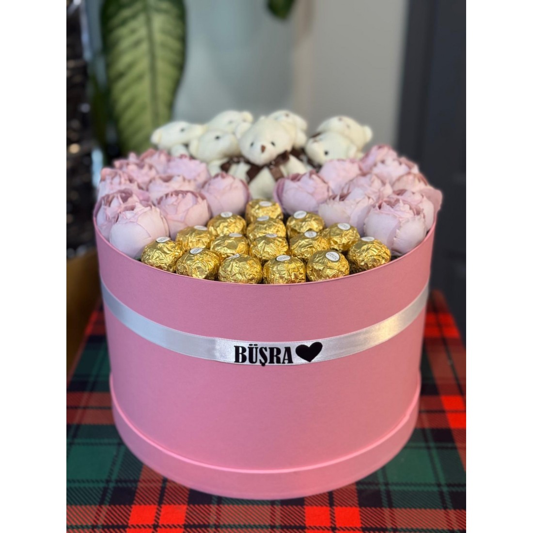 Kişiye Özel Kadınlar Günü Hediyesi P4Ş