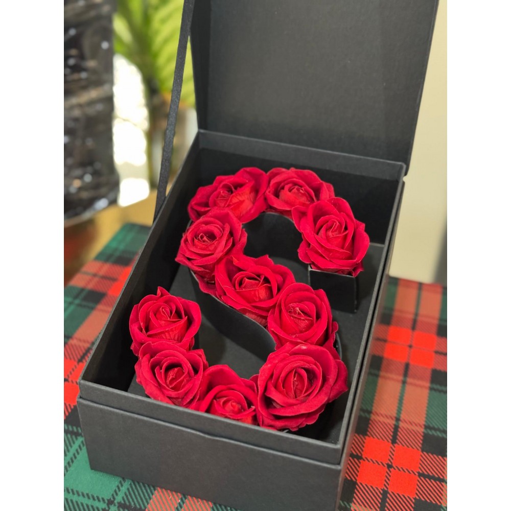 Harf Kapaklı Kutu (Kişiye Özel) Yapay Kırmızı Gül