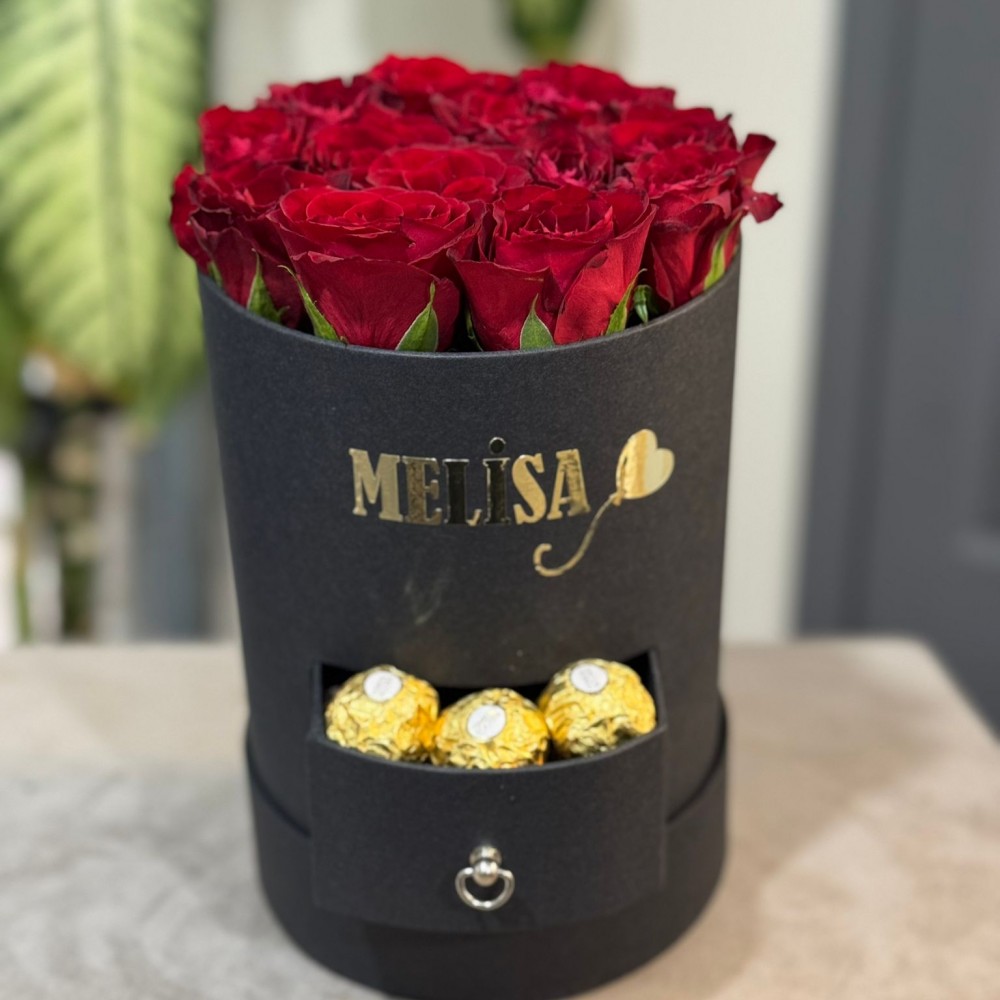 Çekmeceli Gül Kutusu Kişiye Özel Kadınlar Günü Hediyesi