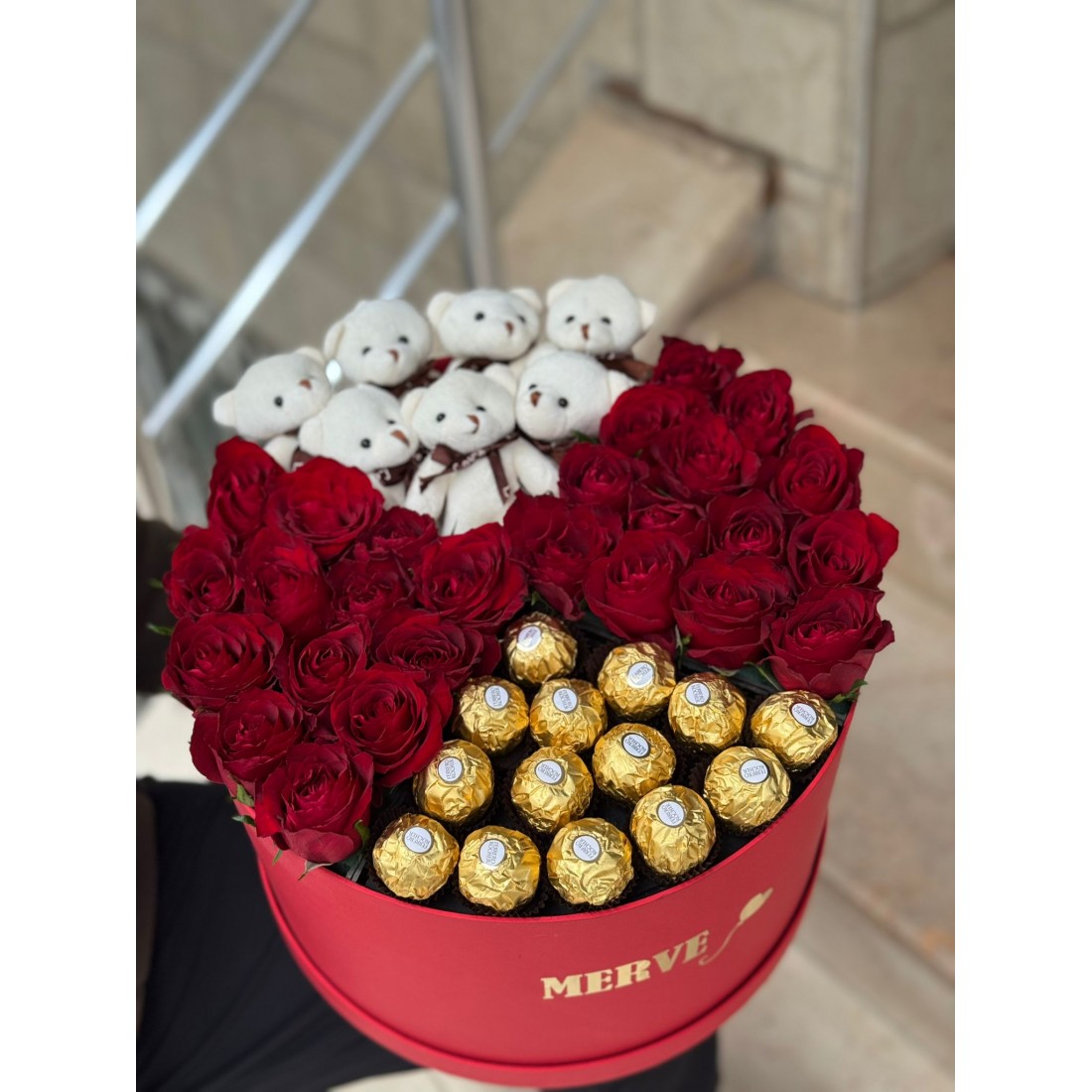 Kişiye Özel 4'lü Sevgililer Günü Kutusu (Gül,Çikolata,Ayıcık)