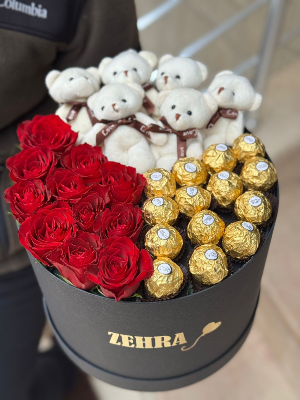 Kişiye Özel 3 Bölmeli Siyah Kutu (Gül,Çikolata,Ayıcık)