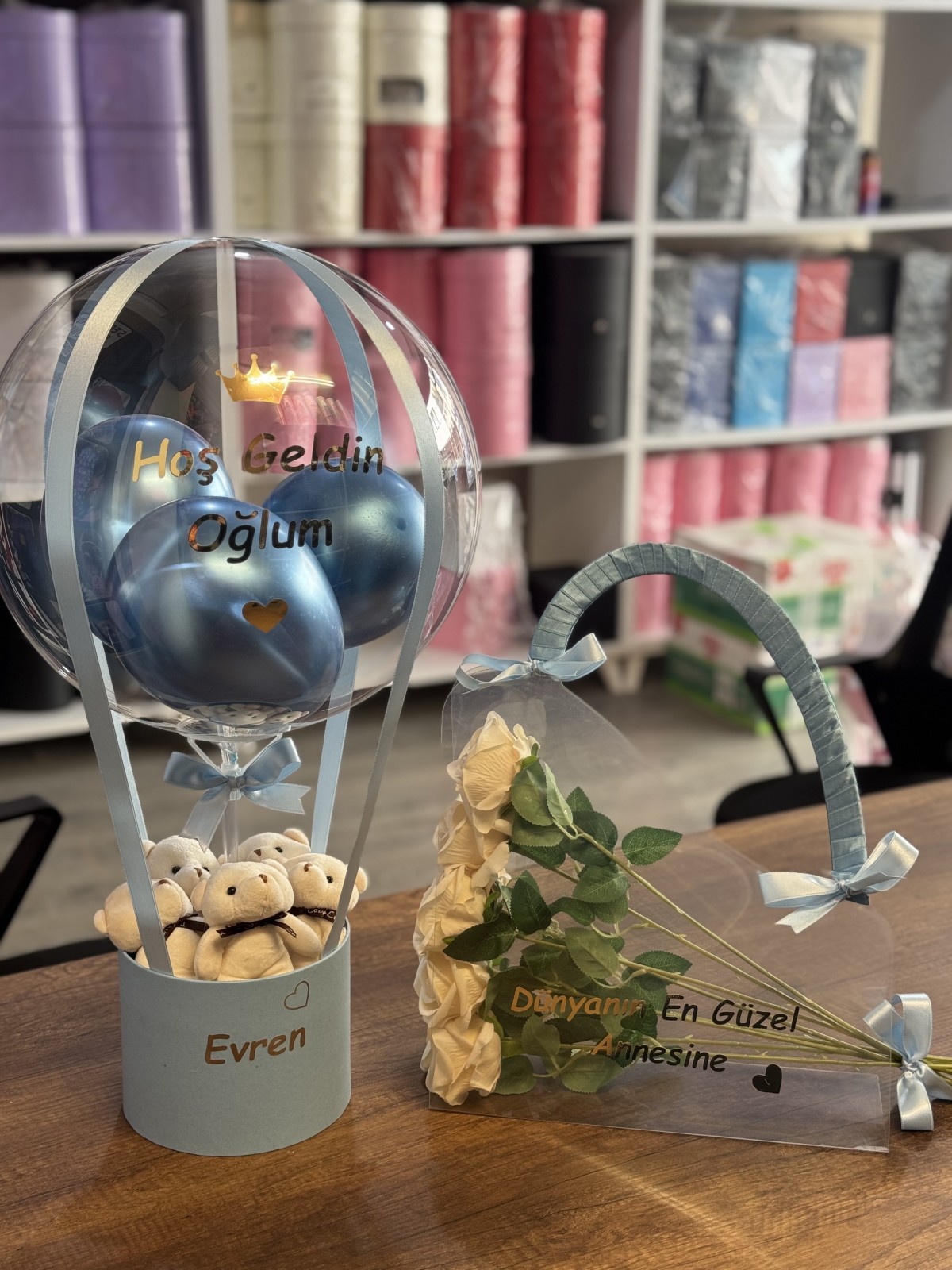 Anne,Bebek 2'li set (Çanta,Balon) Yapay Gül Kalıcı